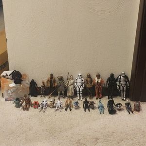 Star wars figurines